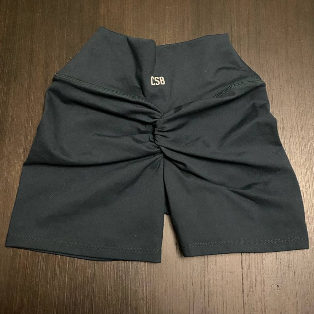 Cropshopboutique shorts never worn